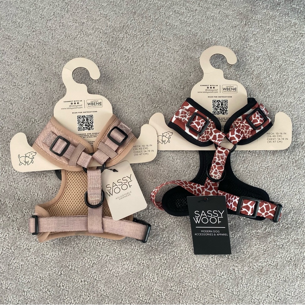 Set of 2 Sassy Woof Adjustable Dog Harness “Giraffic Park and Pinot” Sz XS NWT - Picture 4 of 5